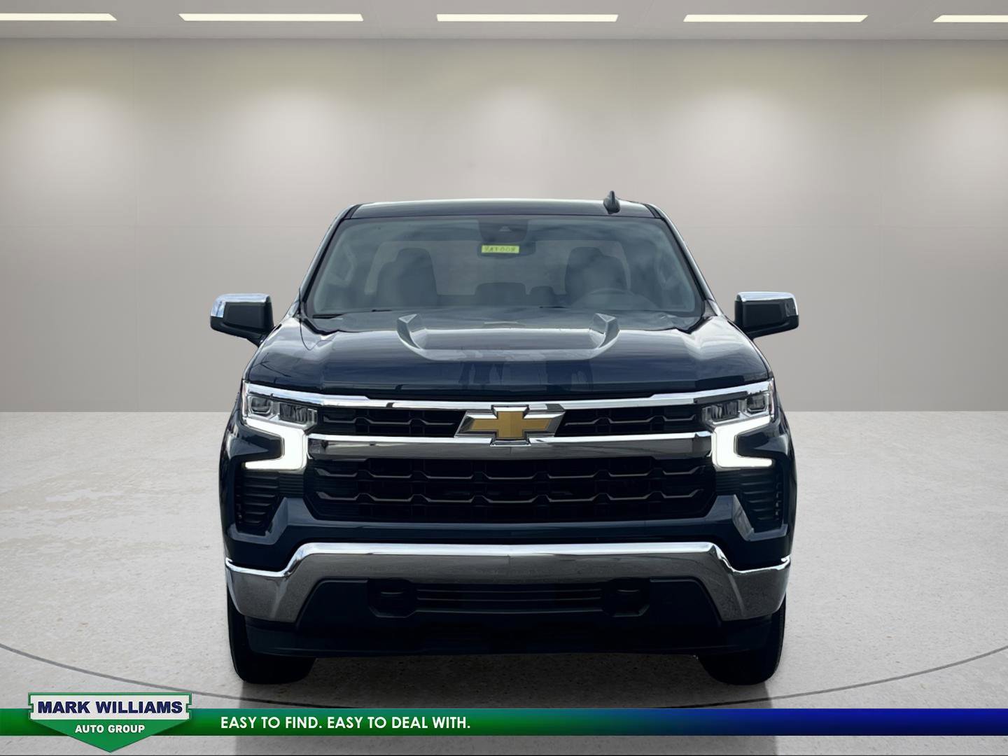 Used 2023 Chevrolet Silverado 1500 LT AWD/4WD image 8