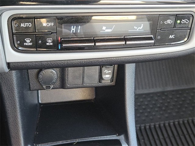 Used 2018 Toyota Corolla L image 6