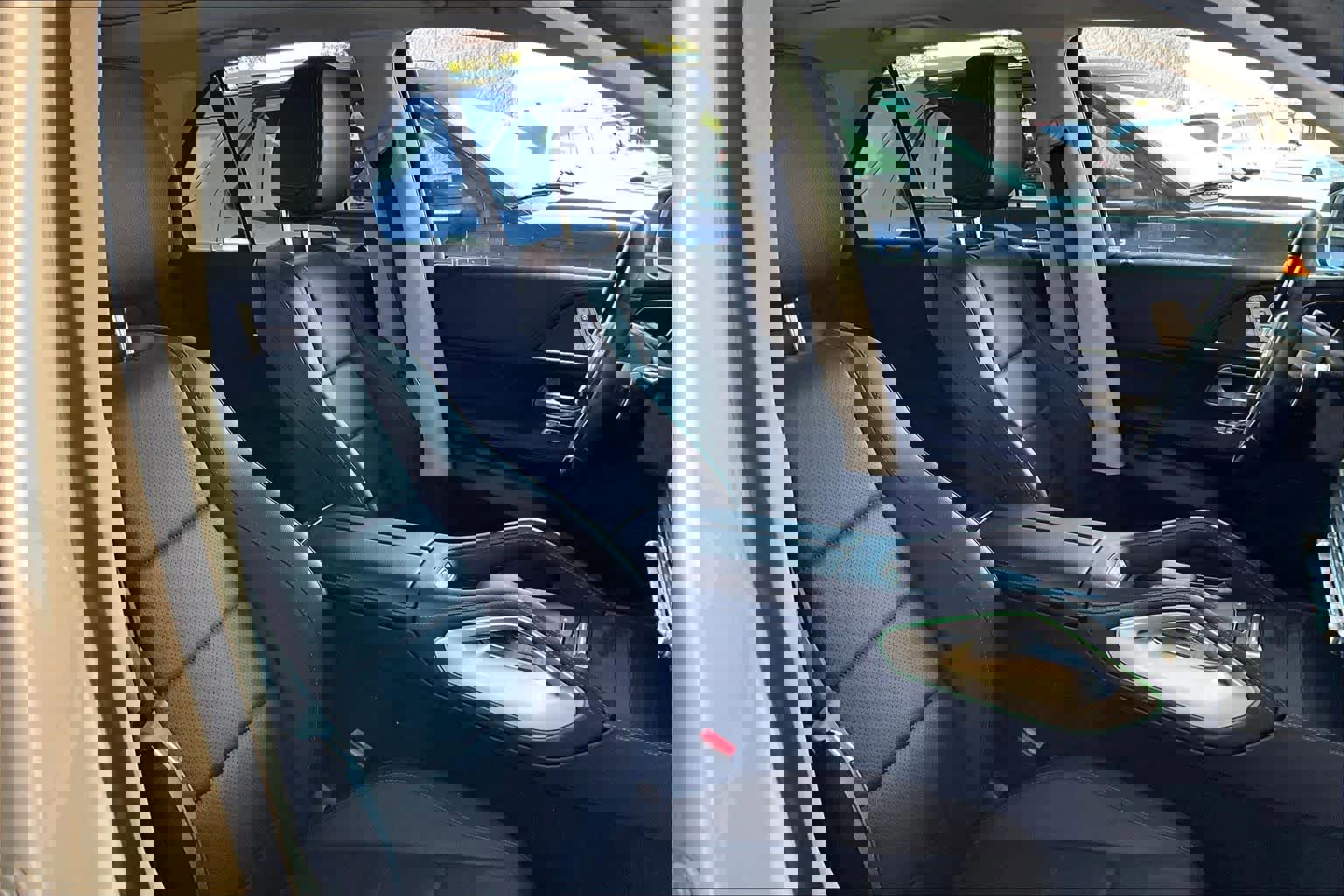 Used 2025 Mercedes-Benz GLE 350 4MATIC image 10