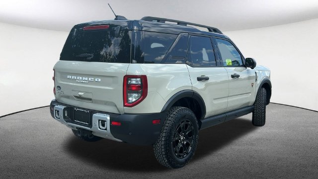 Certified 2025 Ford Bronco Sport Badlands w/ Sasquatch Badlands Package AWD/4WD image 15