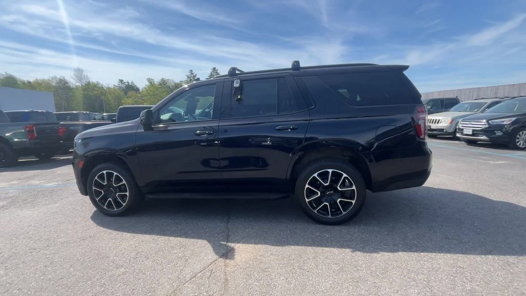 Used 2022 Chevrolet Tahoe RST w/ Luxury Package AWD/4WD image 17