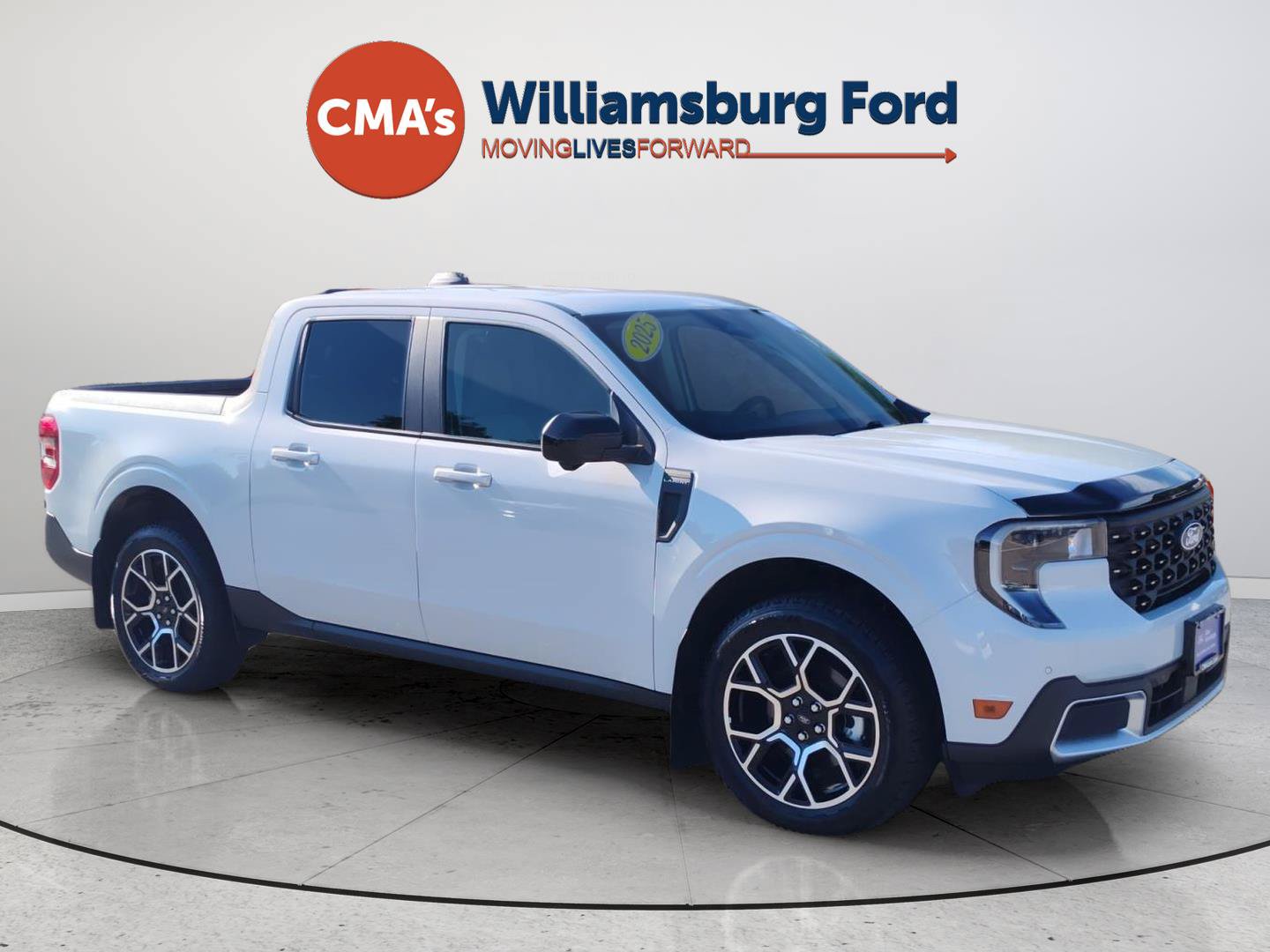 Certified 2025 Ford Maverick Lariat w/ 4K Tow Package AWD/4WD image 7