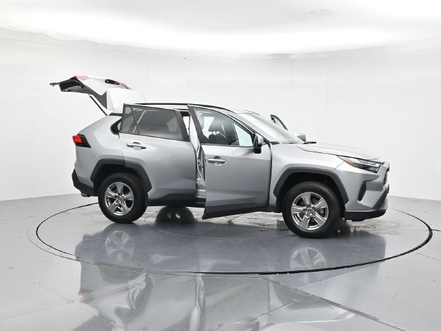 Used 2024 Toyota RAV4 XLE FWD image 51