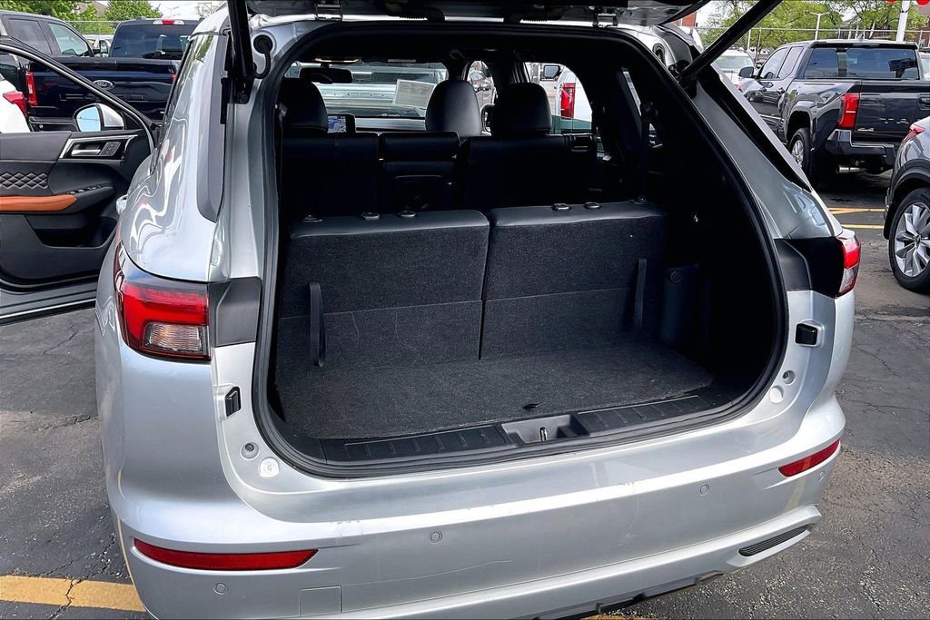 Used 2023 Mitsubishi Outlander SEL AWD/4WD image 28