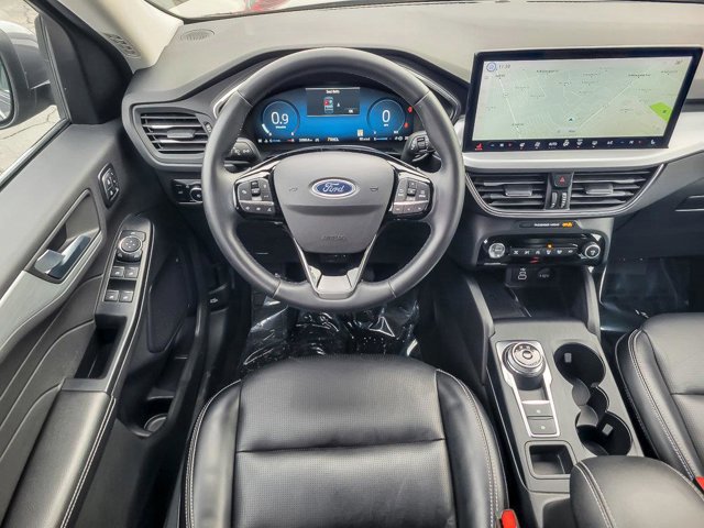 Certified 2024 Ford Escape Platinum image 13