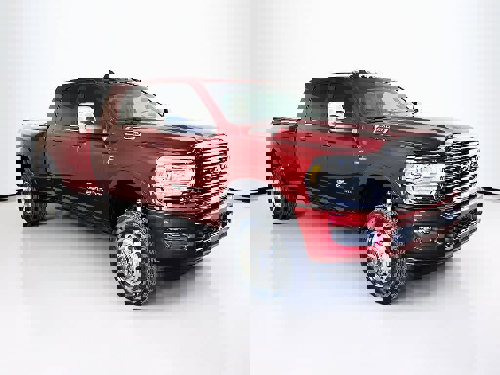 Used 2024 RAM 3500 Limited image 7