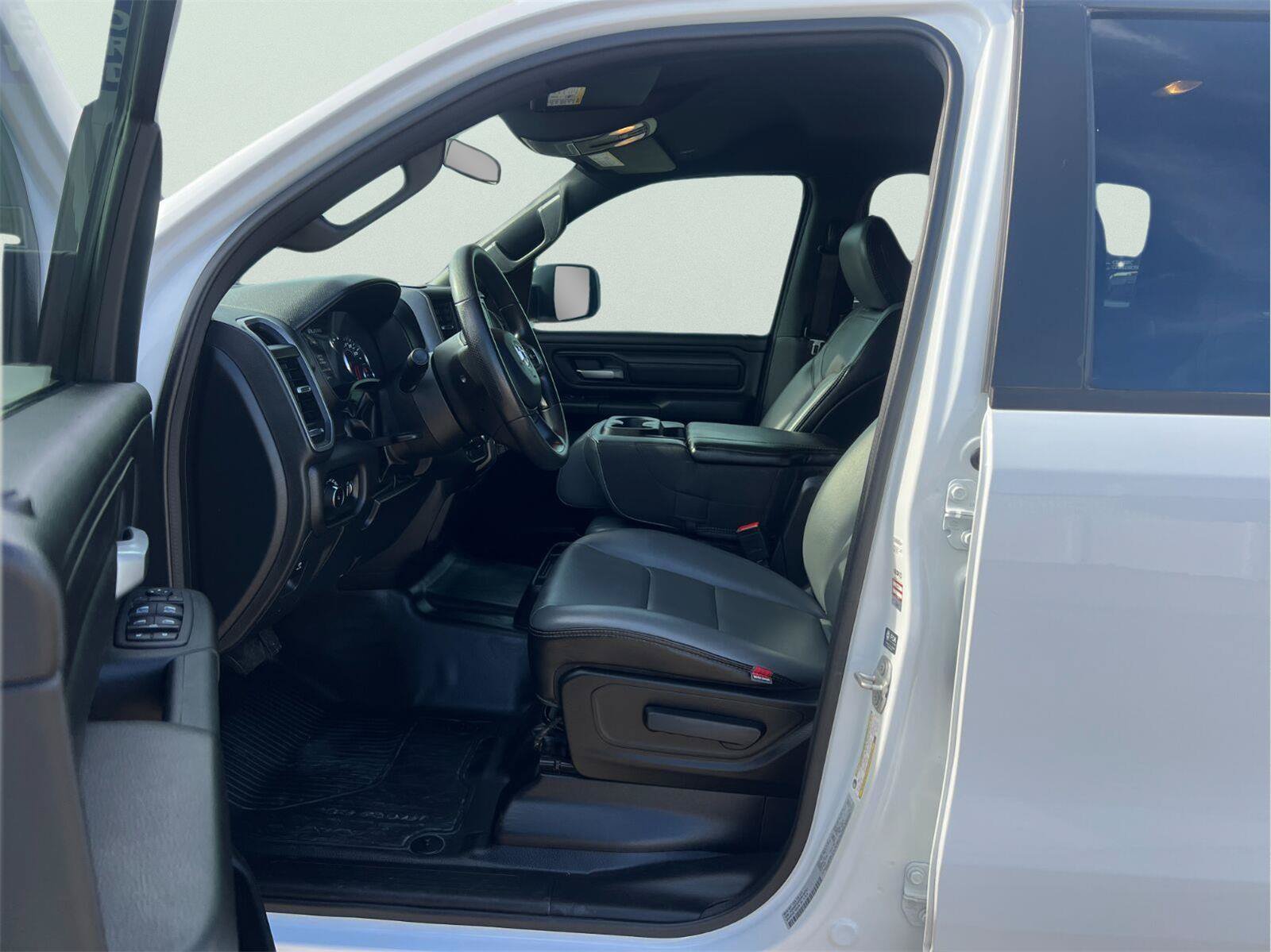 Used 2024 RAM 1500 Tradesman AWD/4WD image 10