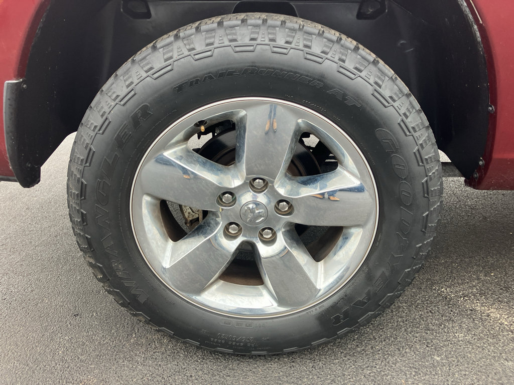 Used 2018 RAM 1500 Express image 14