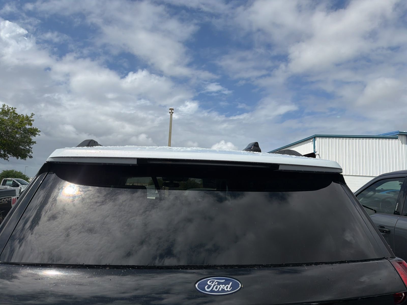 Certified 2025 Ford Expedition Active image 4