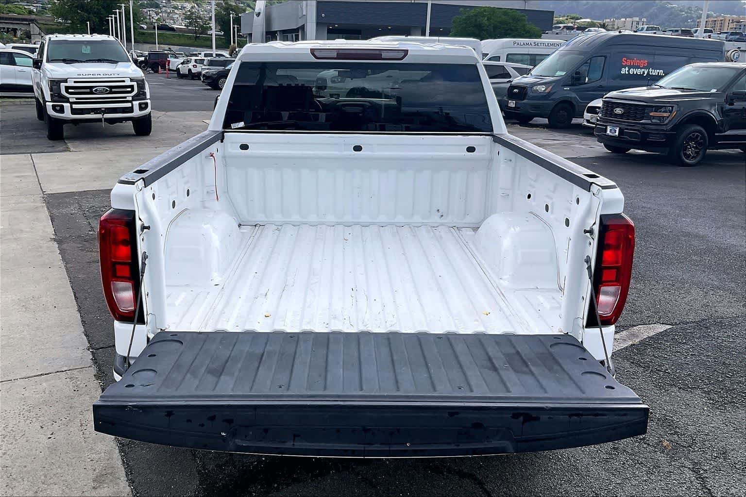 Used 2020 GMC Sierra 1500 Elevation w/ Elevation Convenience Package AWD/4WD image 18