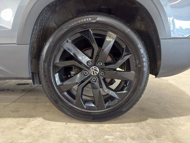 Used 2022 Volkswagen Taos SE AWD/4WD image 8