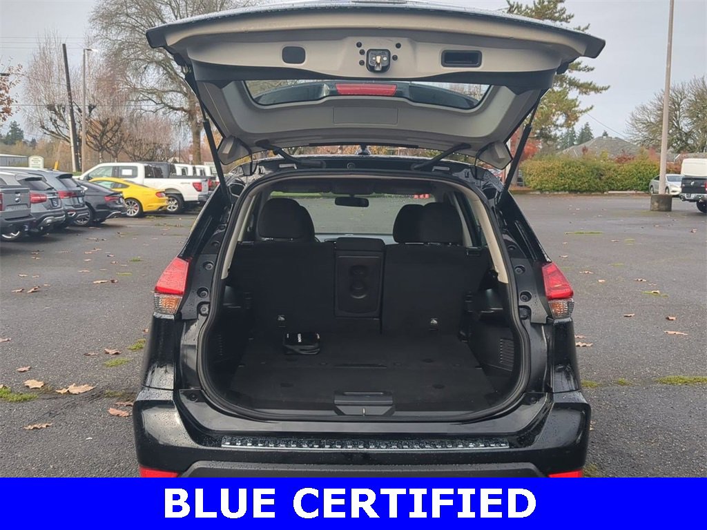 Used 2017 Nissan Rogue S image 22