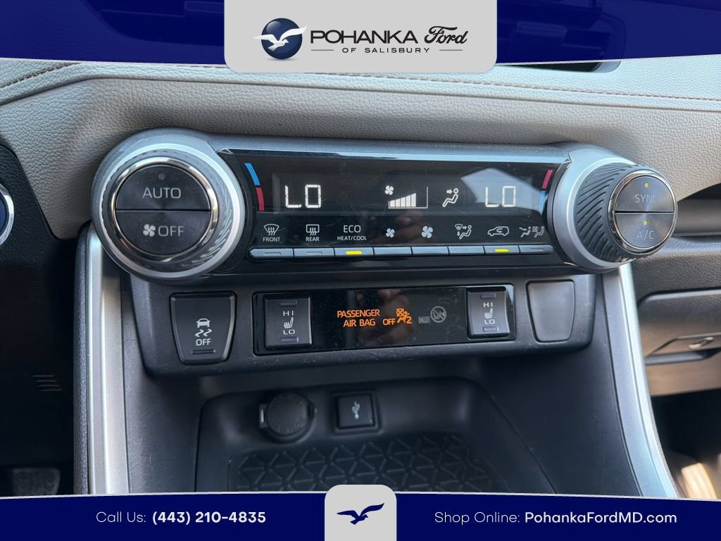 Used 2022 Toyota RAV4 XLE Premium AWD/4WD image 12