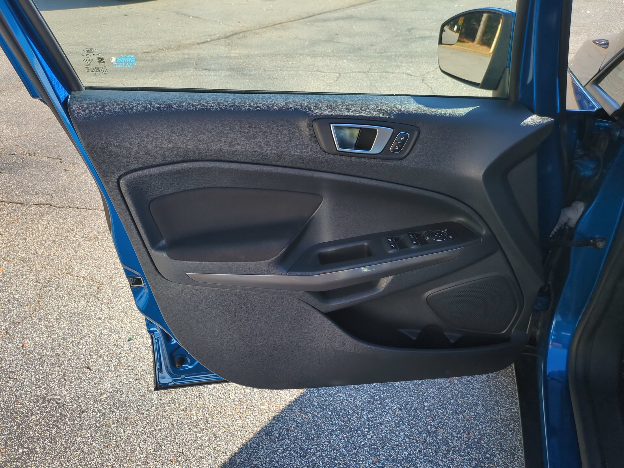 Certified 2019 Ford EcoSport SE FWD image 11