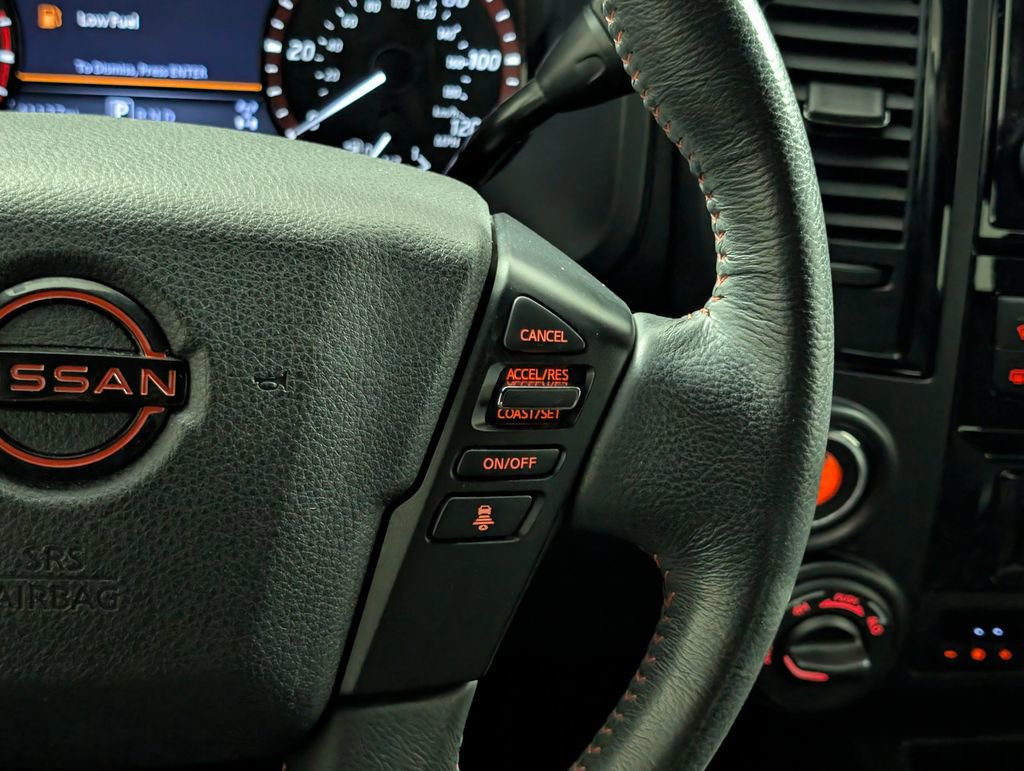 Used 2023 Nissan Titan PRO-4X AWD/4WD image 18