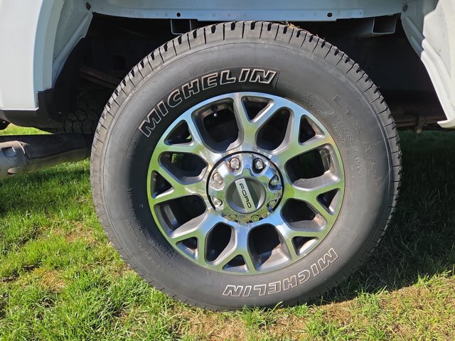 Certified 2022 Ford F250 Lariat AWD/4WD image 10