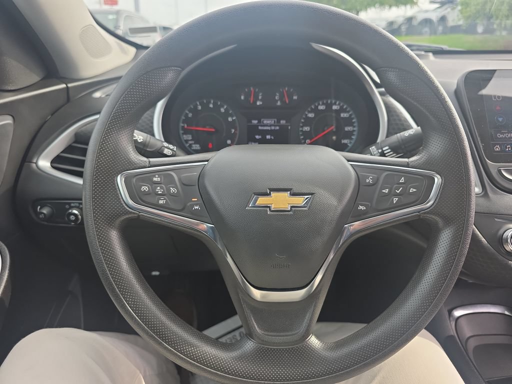 Used 2024 Chevrolet Malibu LT FWD image 23