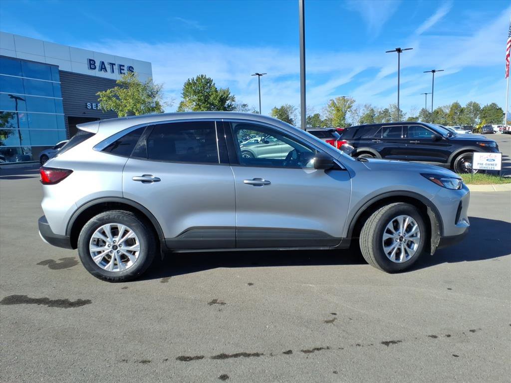 Certified 2024 Ford Escape Active w/ Cold Weather Package image 6