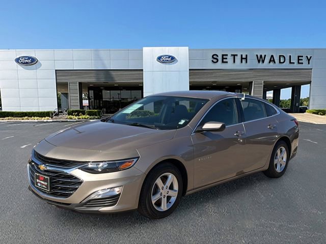 Used 2022 Chevrolet Malibu LS w/ Driver Confidence Package image 3