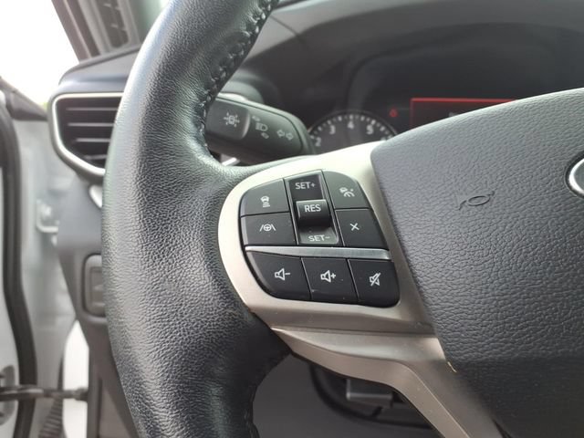 Certified 2021 Ford Explorer XLT w/ Equipment Group 202A AWD/4WD image 17