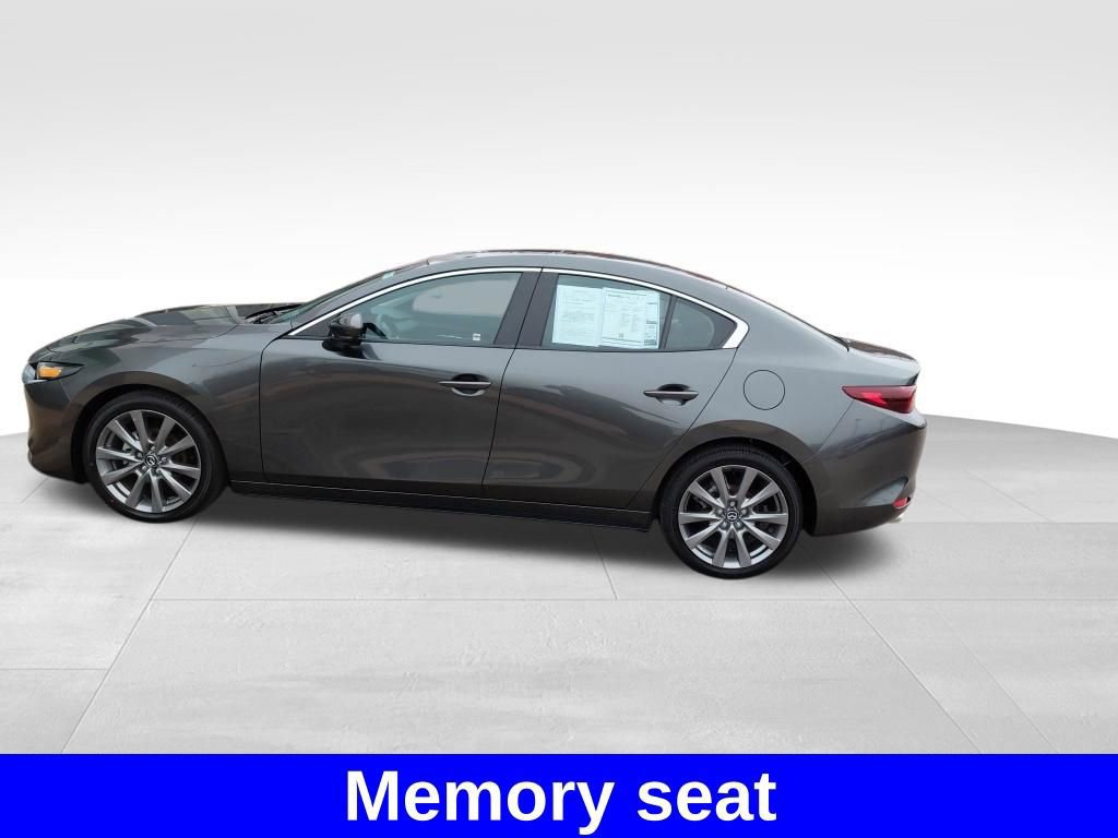Used 2024 MAZDA MAZDA3 s image 10