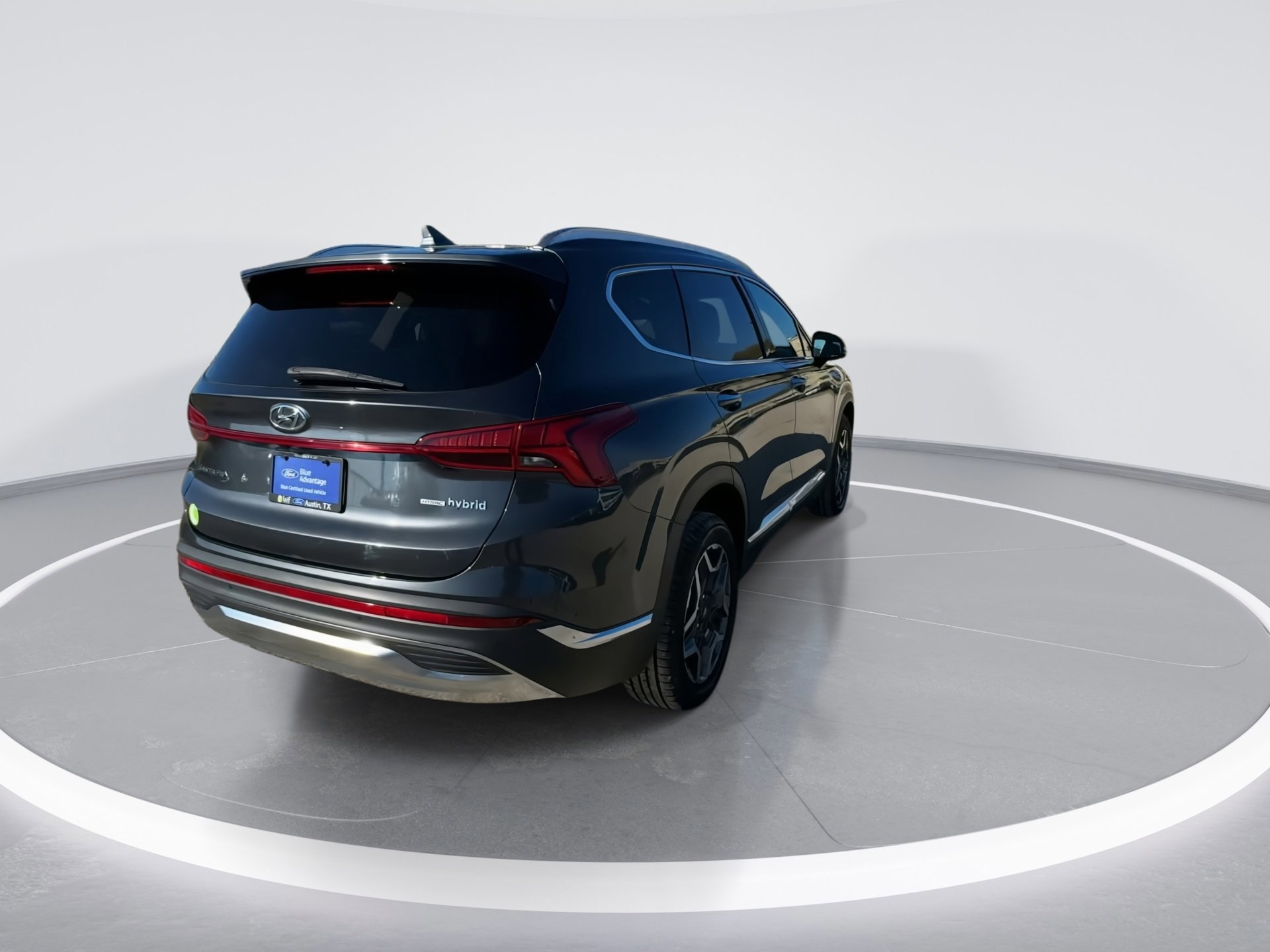 Used 2023 Hyundai Santa Fe Limited image 5