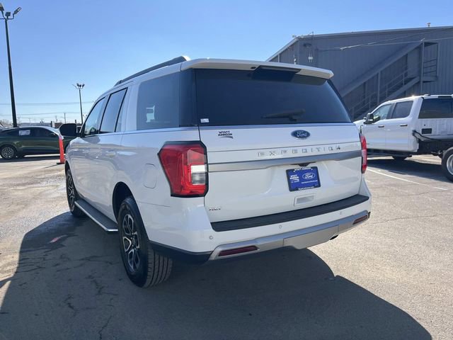 Certified 2023 Ford Expedition XLT image 5