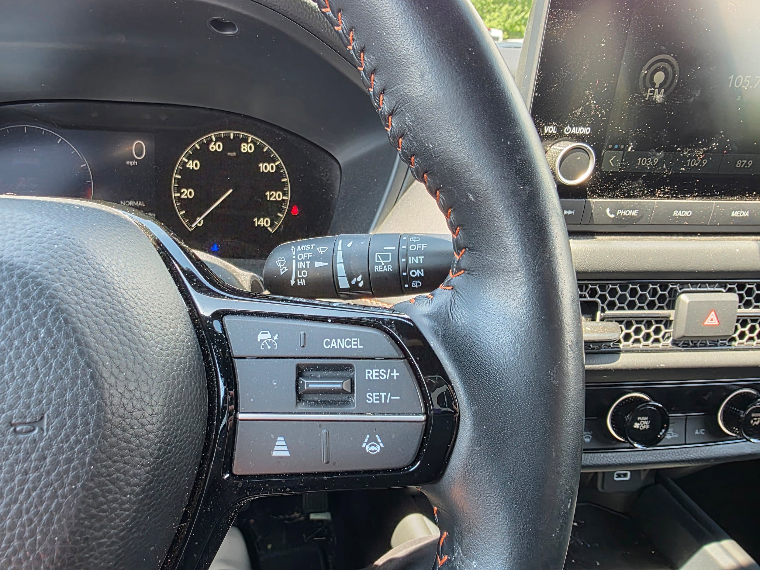 Used 2025 Honda HR-V Sport image 12