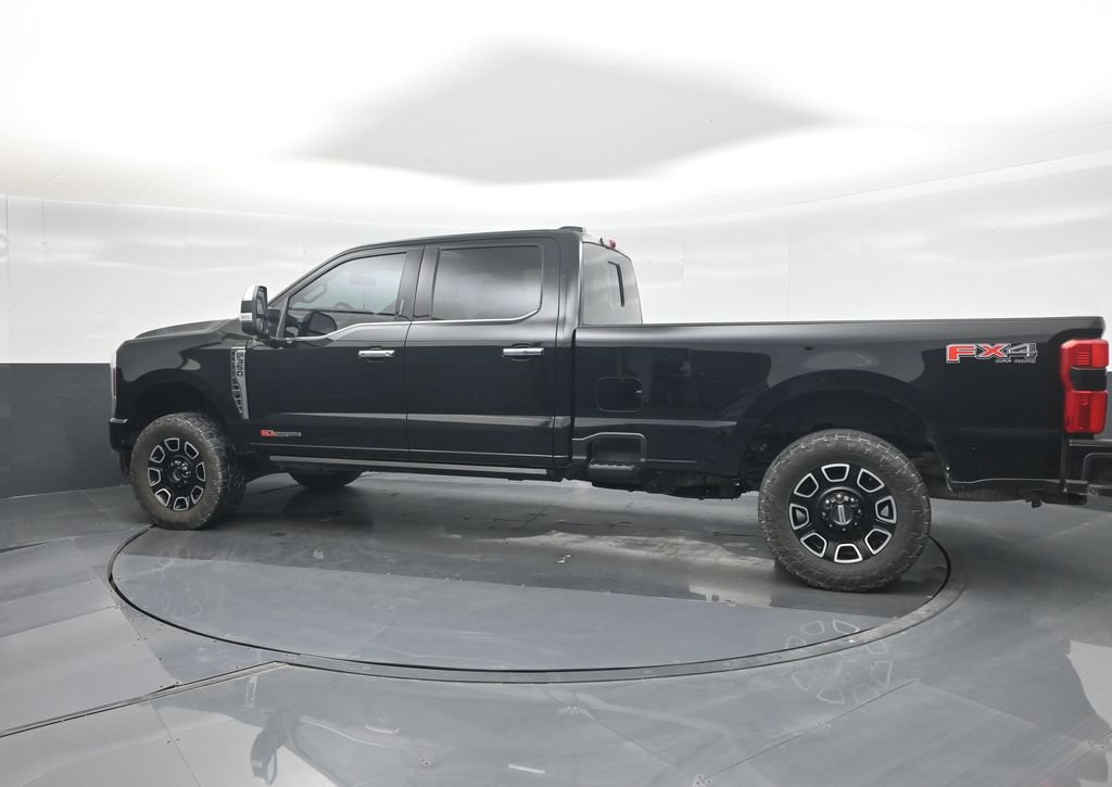 Certified 2024 Ford F350 Platinum w/ FX4 Off-Road Package AWD/4WD image 29