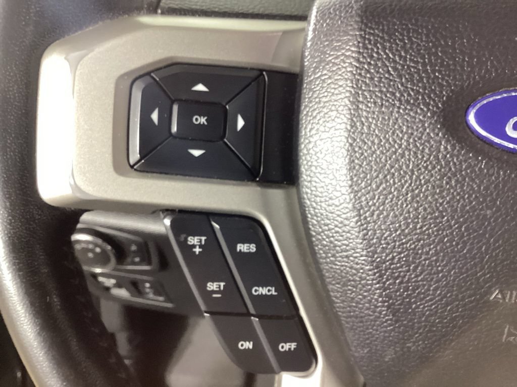 Certified 2019 Ford F150 Lariat w/ Equipment Group 502A Luxury AWD/4WD image 17