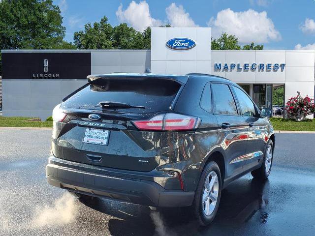 Certified 2024 Ford Edge SE image 4