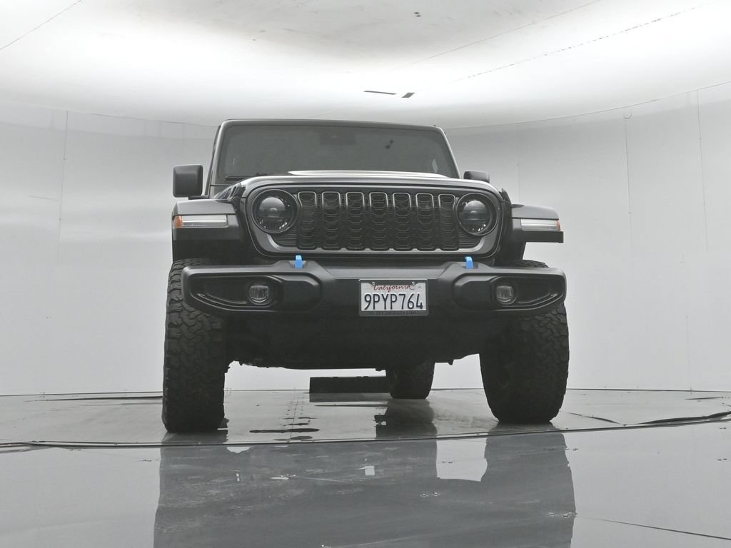 Used 2024 Jeep Wrangler Unlimited AWD/4WD image 47