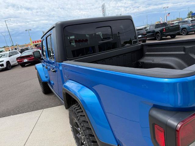 Used 2023 Jeep Gladiator Sport AWD/4WD image 23