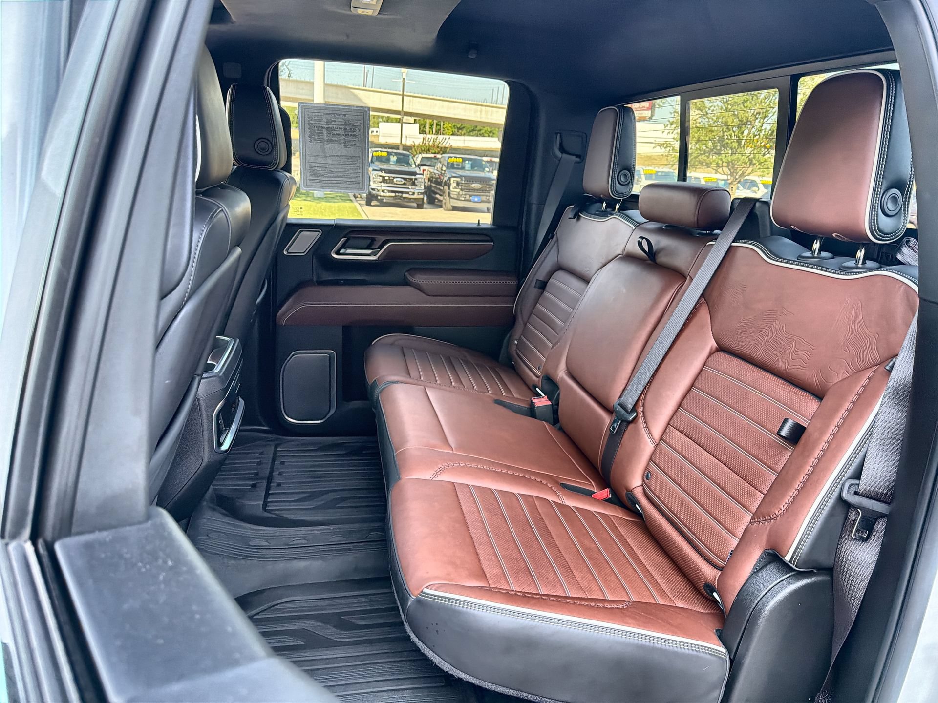 Used 2024 GMC Sierra 2500 Denali Ultimate AWD/4WD image 23