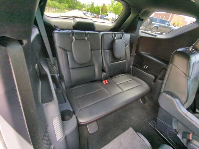 Certified 2025 Ford Explorer ST AWD/4WD image 32