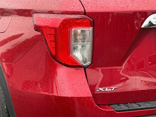 Certified 2024 Ford Explorer XLT w/ Equipment Group 202A AWD/4WD image 29