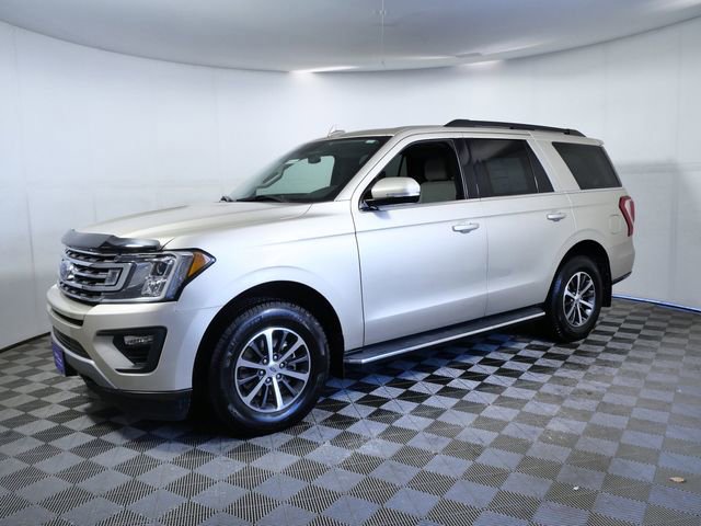 Certified 2018 Ford Expedition XLT w/ Equipment Group 202A image 5