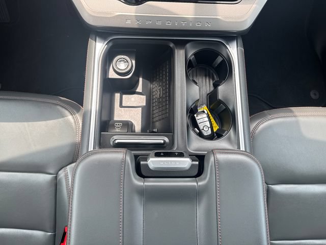 Certified 2025 Ford Expedition Max Active AWD/4WD image 24