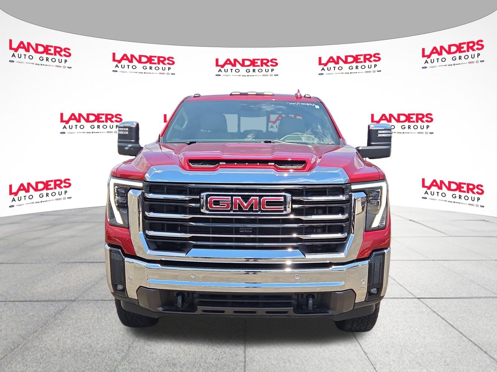 Used 2025 GMC Sierra 2500 SLT w/ SLT Premium Package AWD/4WD image 8