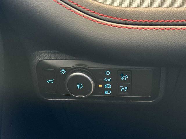 Certified 2025 Ford Explorer ST-Line w/ ST-Line Street Pack image 16