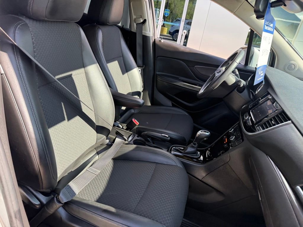 Used 2022 Buick Encore Preferred w/ Safety Package AWD/4WD image 12