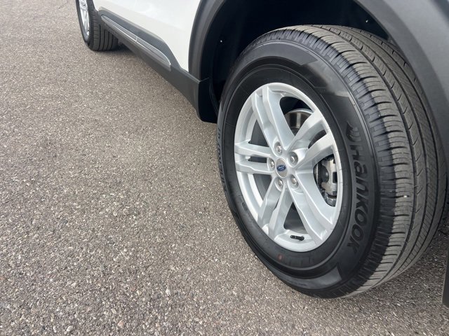 Certified 2023 Ford Explorer XLT w/ Equipment Group 202A image 27