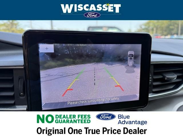 Certified 2022 Ford Explorer XLT w/ Equipment Group 202A image 18