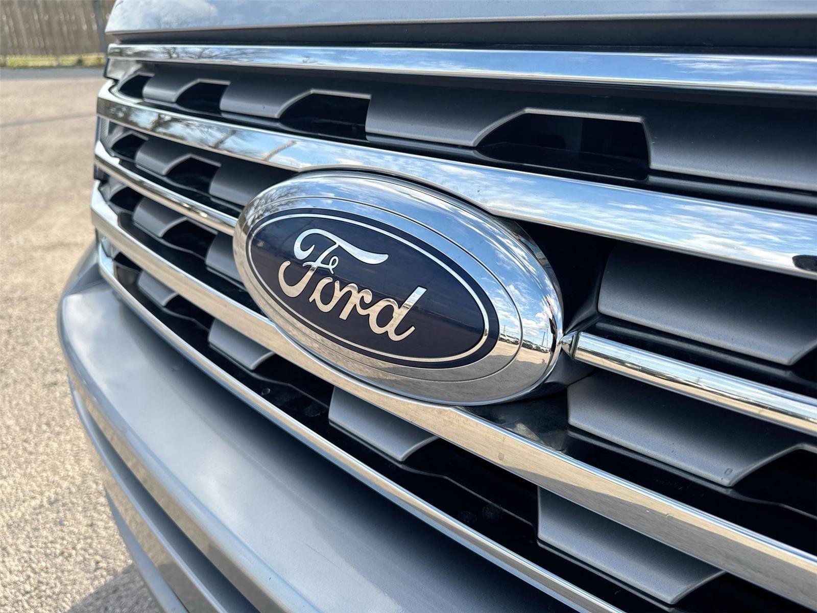 Certified 2021 Ford Expedition Max Limited RWD image 28