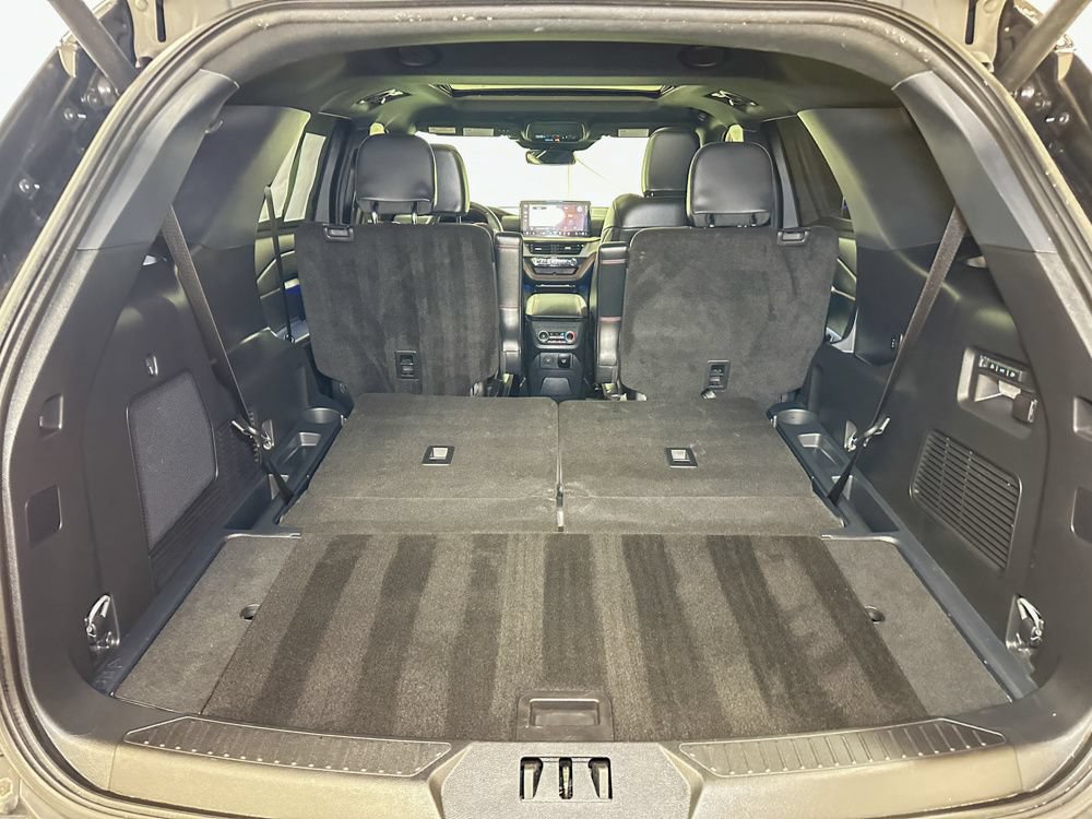 Certified 2025 Ford Explorer ST AWD/4WD image 19