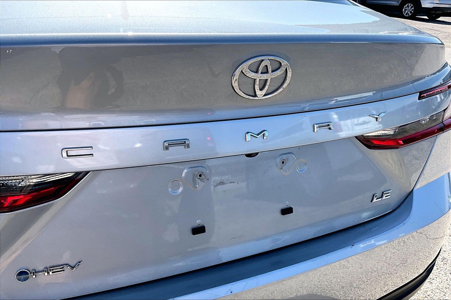 Used 2025 Toyota Camry LE FWD image 31