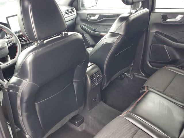 Certified 2023 Ford Escape ST-Line w/ Tech Pack #1 image 32