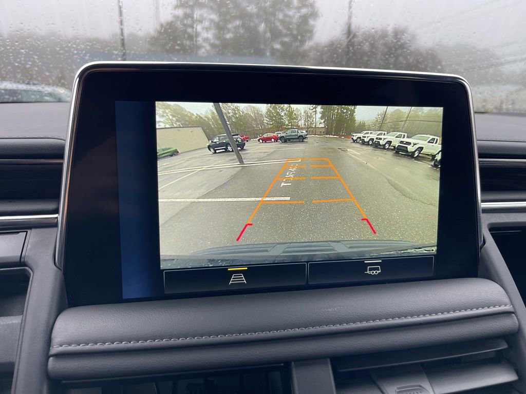 Used 2024 Chevrolet Suburban LT image 11