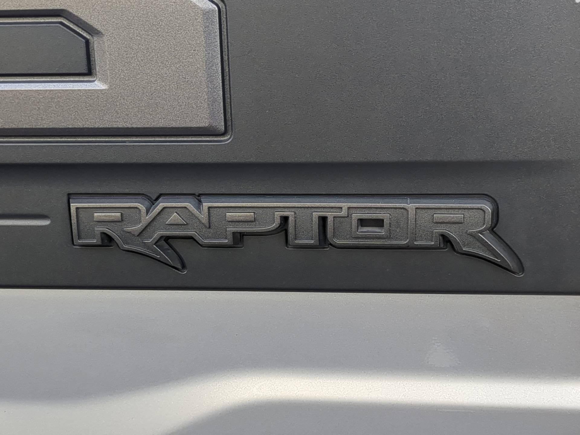 Certified 2023 Ford F150 Raptor w/ Raptor Carbon Fiber Package AWD/4WD image 47