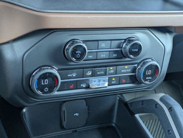 Certified 2024 Ford Bronco Outer Banks AWD/4WD image 24